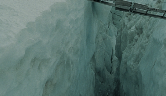 ATOP EVEREST IN MAY 2001